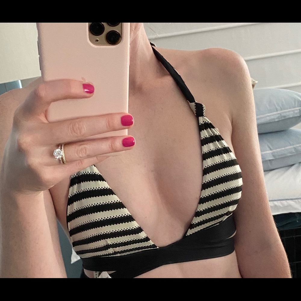 NWT NEVER WORN Vitamin A Black & white bikini